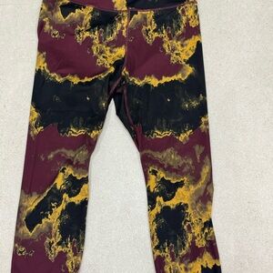 JoyLab Women’s Burgundy and Gold Swirl Leggings